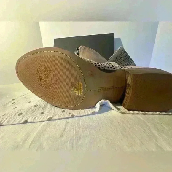 NWT Vince Camuto Booties - Picture 9 of 12